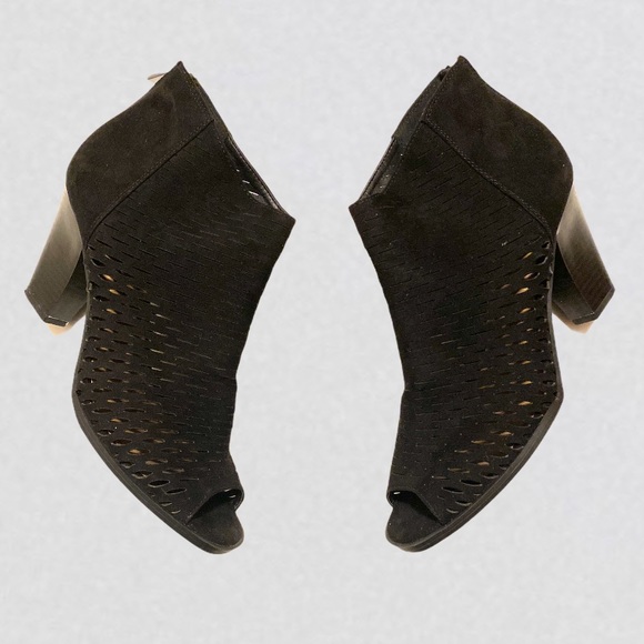 CL by Laundry Peep Toe Ankle Booties - Picture 4 of 6